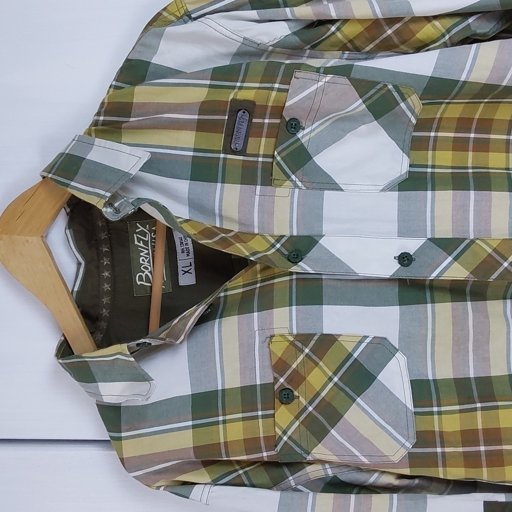 Born FLY |Mens Green & White Plaid Button Down Pockets Shirt Graphic Print Sz.XL